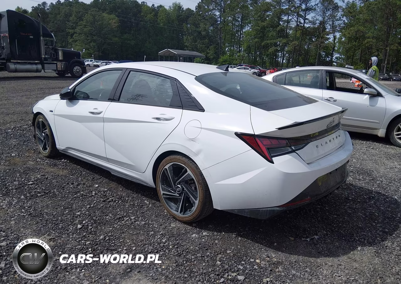 2022 Hyundai Elantra N Line VIN:KMHLR4AF8NU370119 - 3