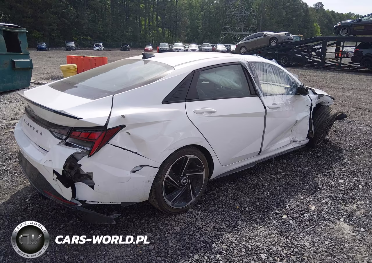 2022 Hyundai Elantra N Line VIN:KMHLR4AF8NU370119 - 4