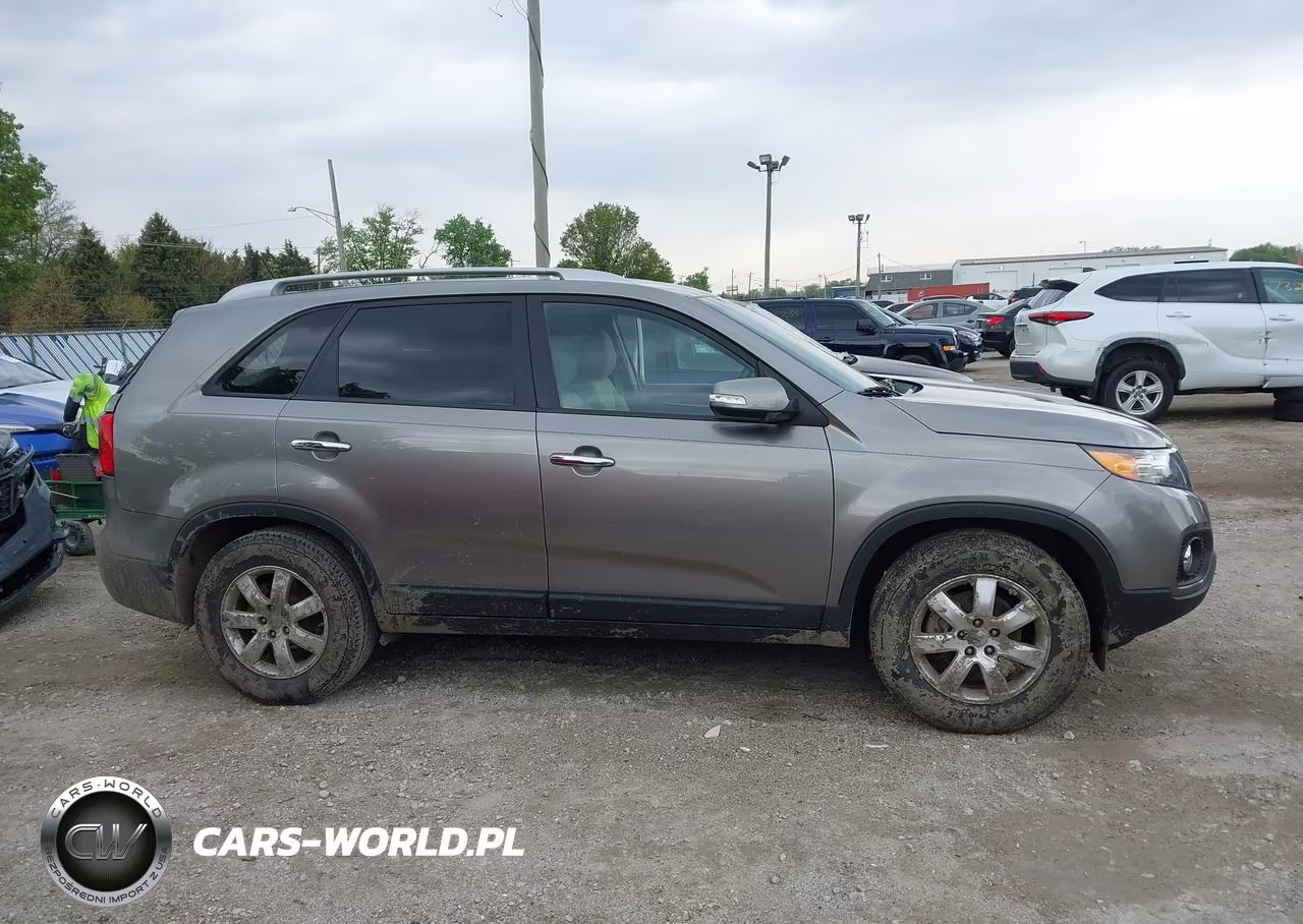 2013 Kia Sorento Lx VIN:5XYKT4A67DG354138 - 14