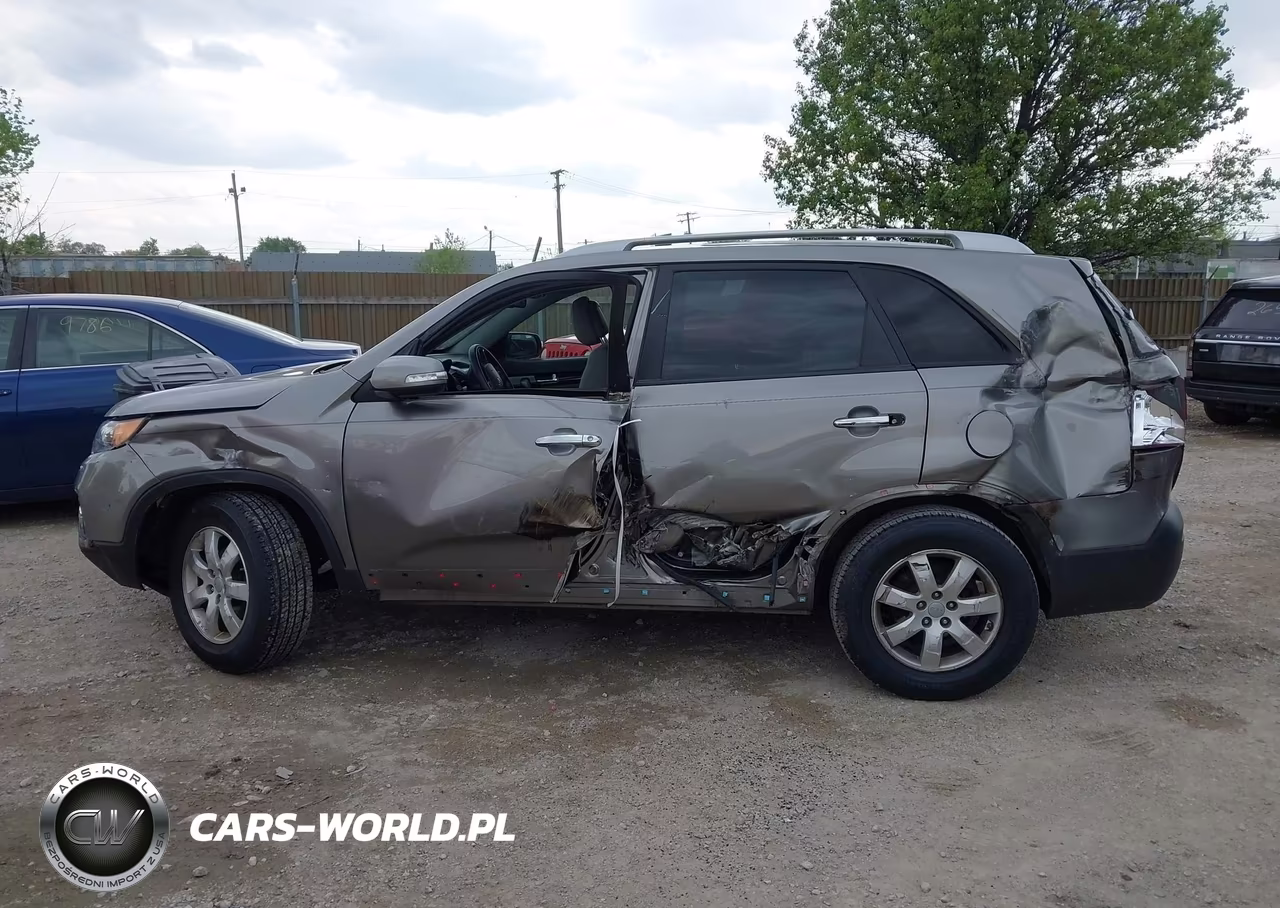 2013 Kia Sorento Lx VIN:5XYKT4A67DG354138 - 15