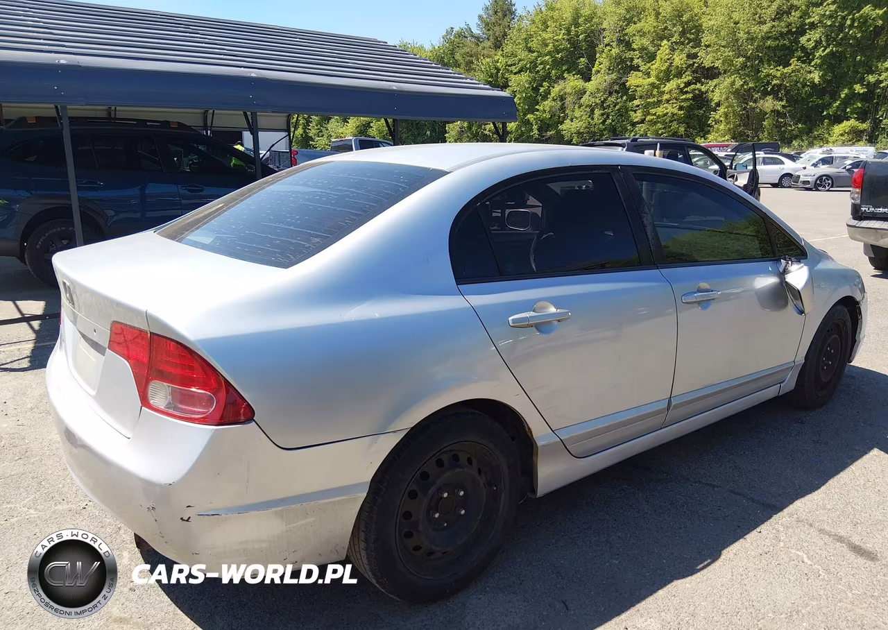 2007 Honda Civic Lx VIN:2HGFA16517H505889 - 4