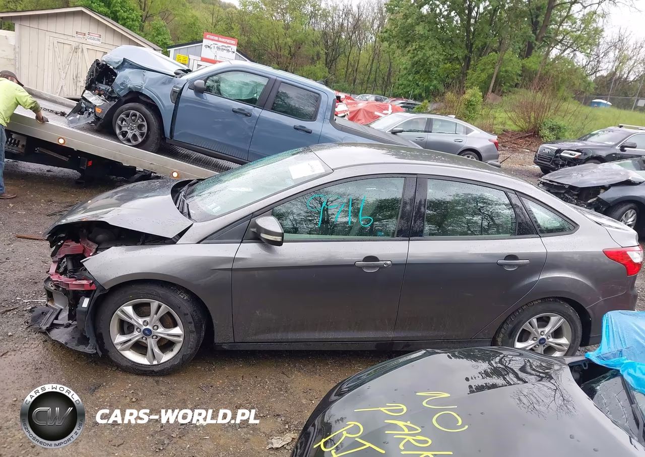 2014 Ford Focus Se VIN:1FADP3F22EL181699 - 14