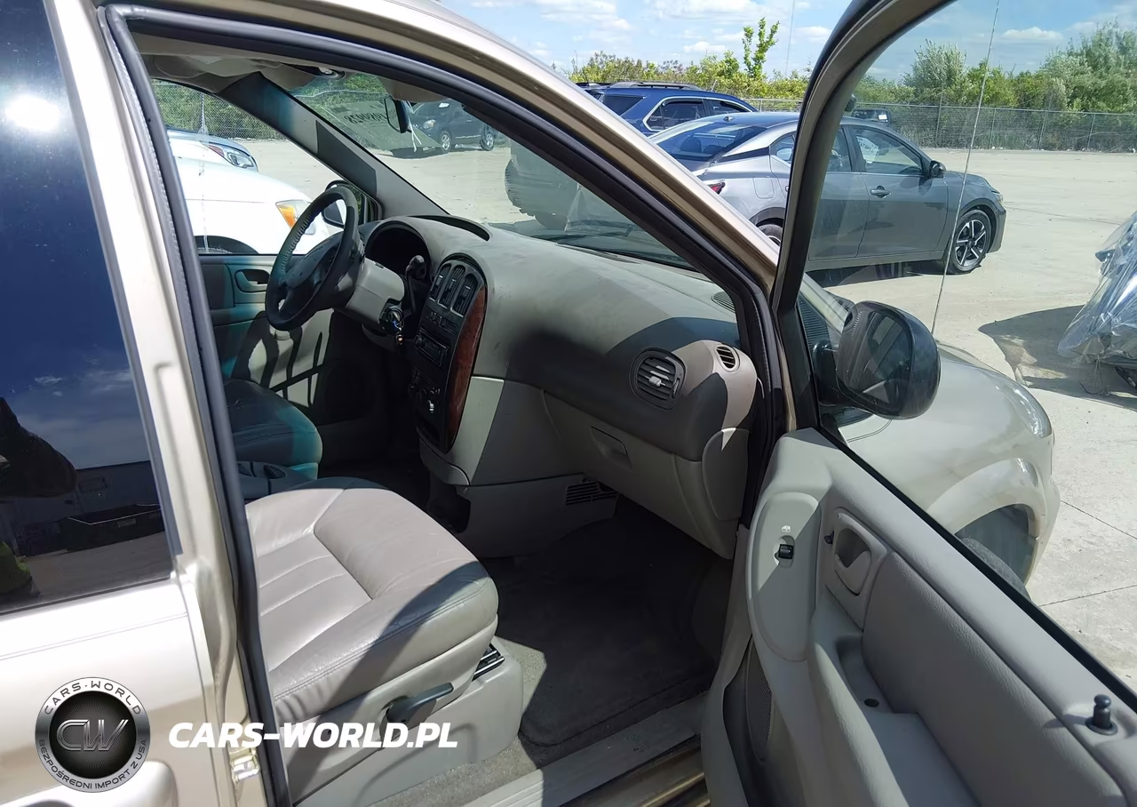 2003 Chrysler Town & Country Ex VIN:2C4GP74L63R124985 - 5