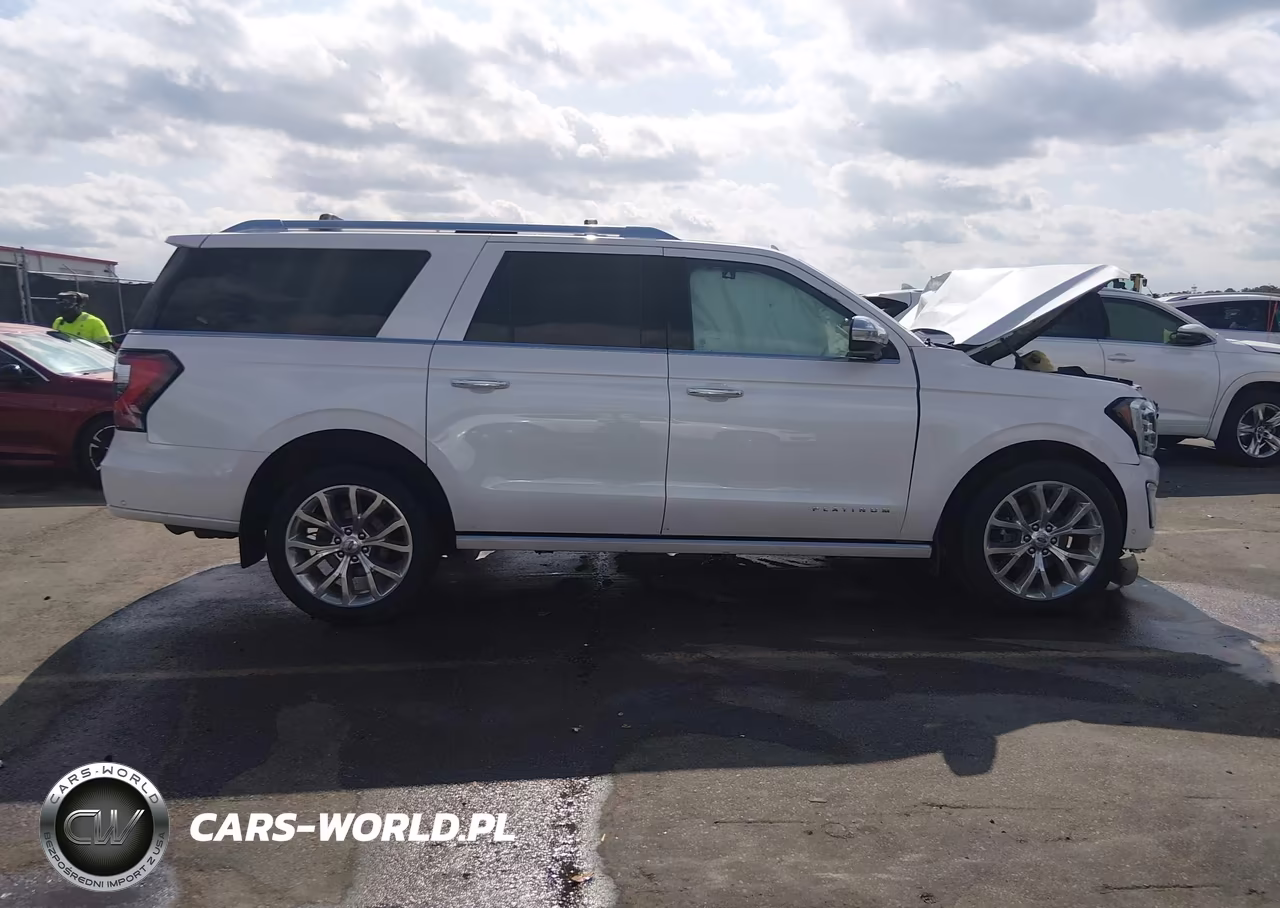 2018 Ford Expedition Max Platinum VIN:1FMJK1MT6JEA54671 - 13