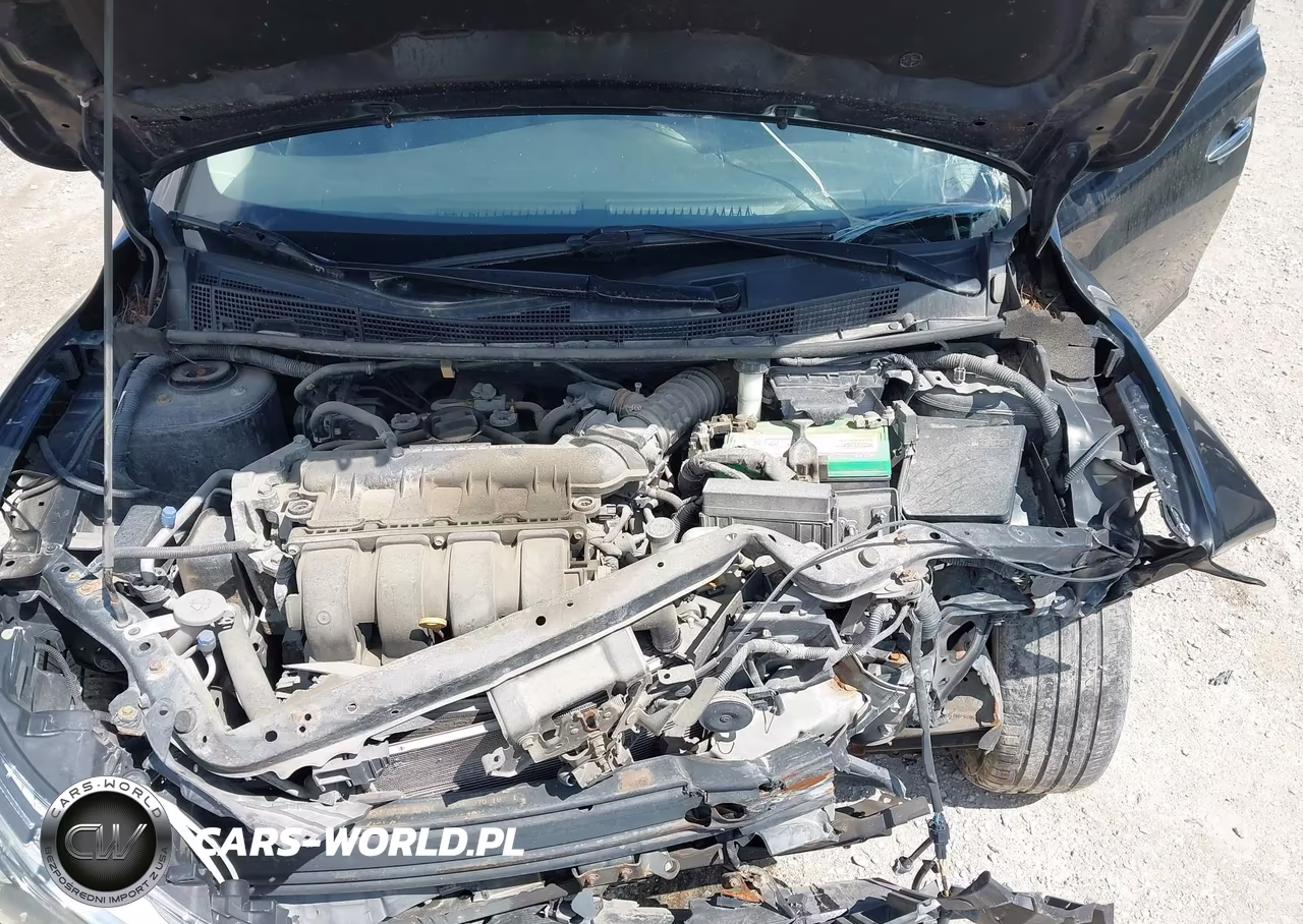 2017 Nissan Sentra Sr VIN:3N1AB7AP1HY243596 - 10