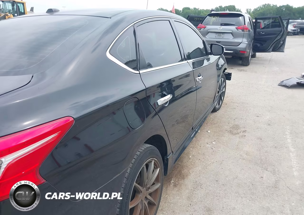 2017 Nissan Sentra Sr VIN:3N1AB7AP1HY243596 - 12