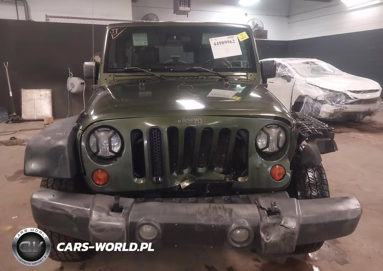 2008 Jeep Wrangler Unlimited X VIN:1J4GA39168L618453 - 12