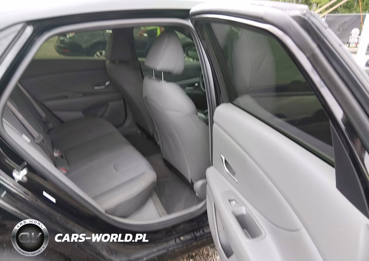 2025 Hyundai Elantra Se VIN:KMHLL4DG1SU075381 - 8