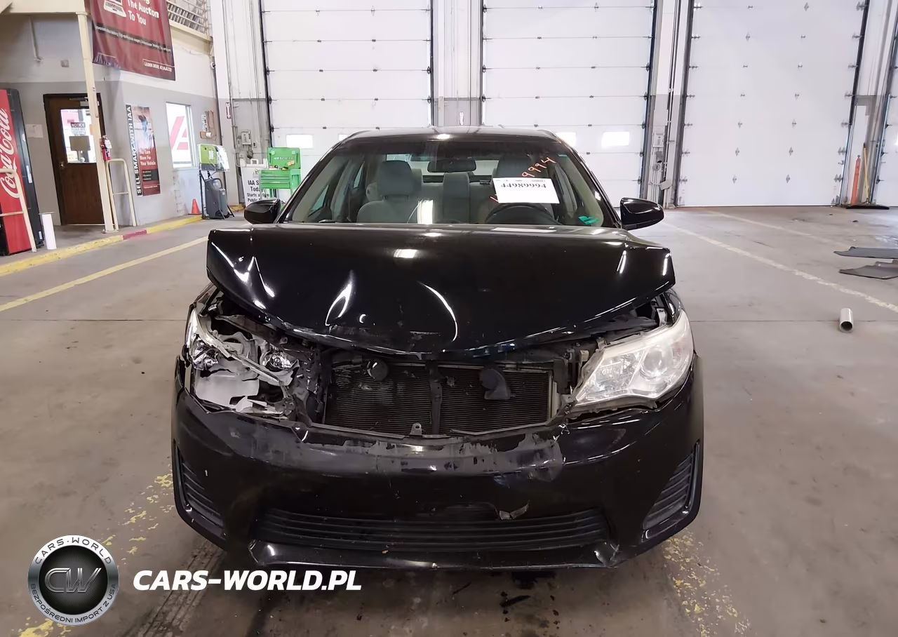 2014 Toyota Camry Le VIN:4T4BF1FK1ER425590 - 12