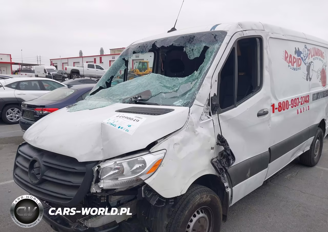 2019 Mercedes-Benz Sprinter 1500 Standard Roof I4 VIN:WD4PE7ED3KT010274 - 6