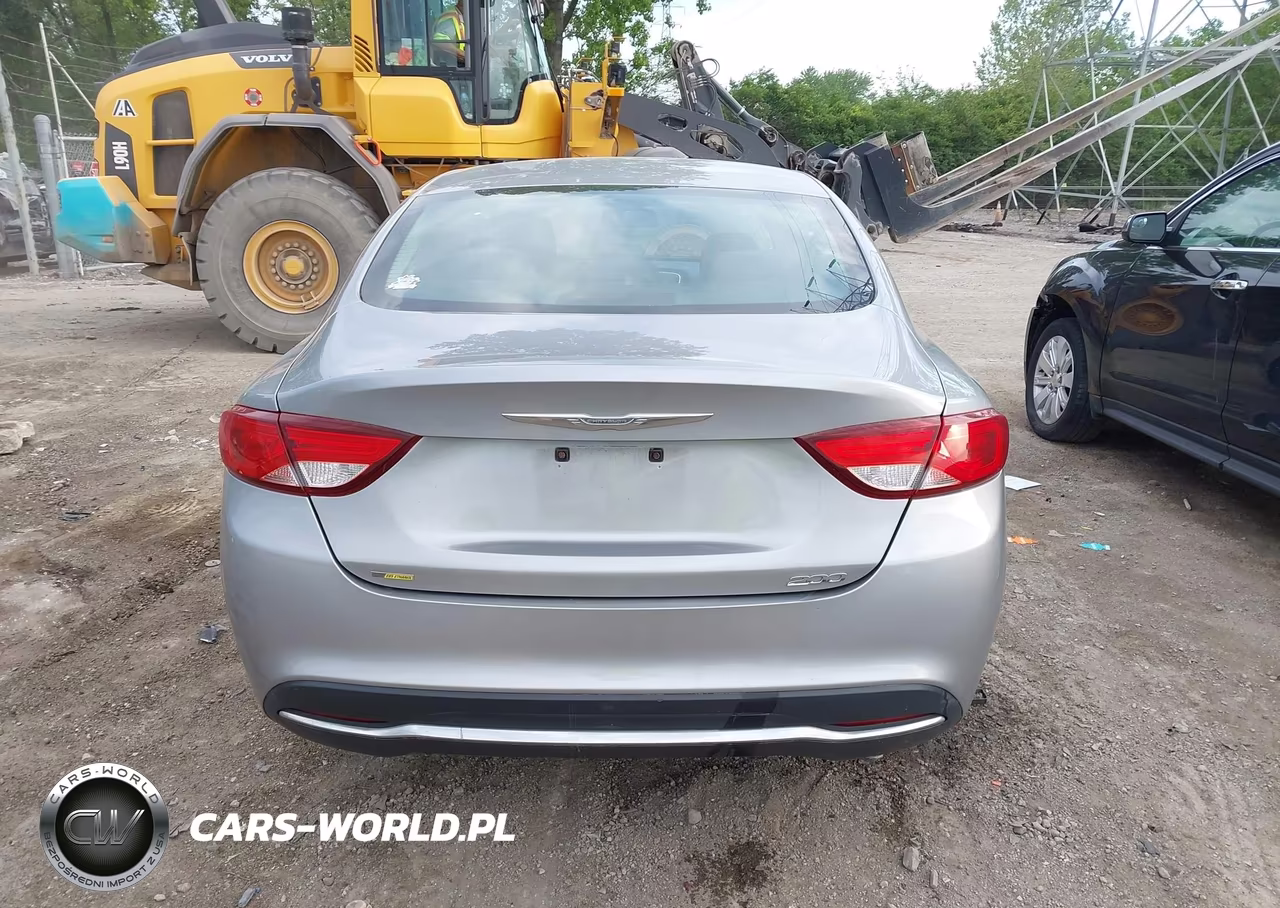 2015 Chrysler 200 Limited VIN:1C3CCCAB8FN585948 - 16
