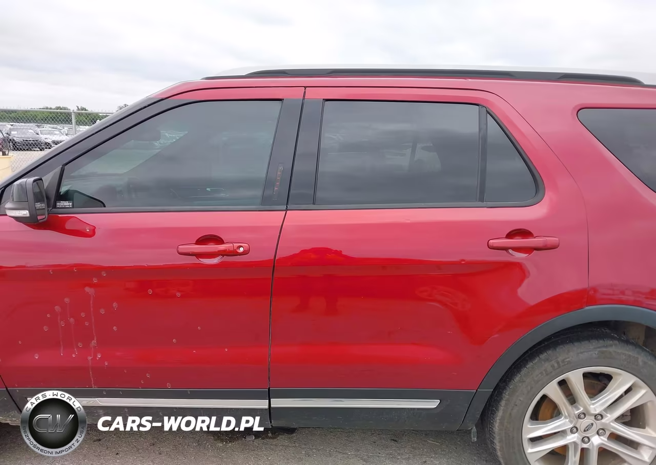 2017 Ford Explorer Xlt VIN:1FM5K7D8XHGB30875 - 14
