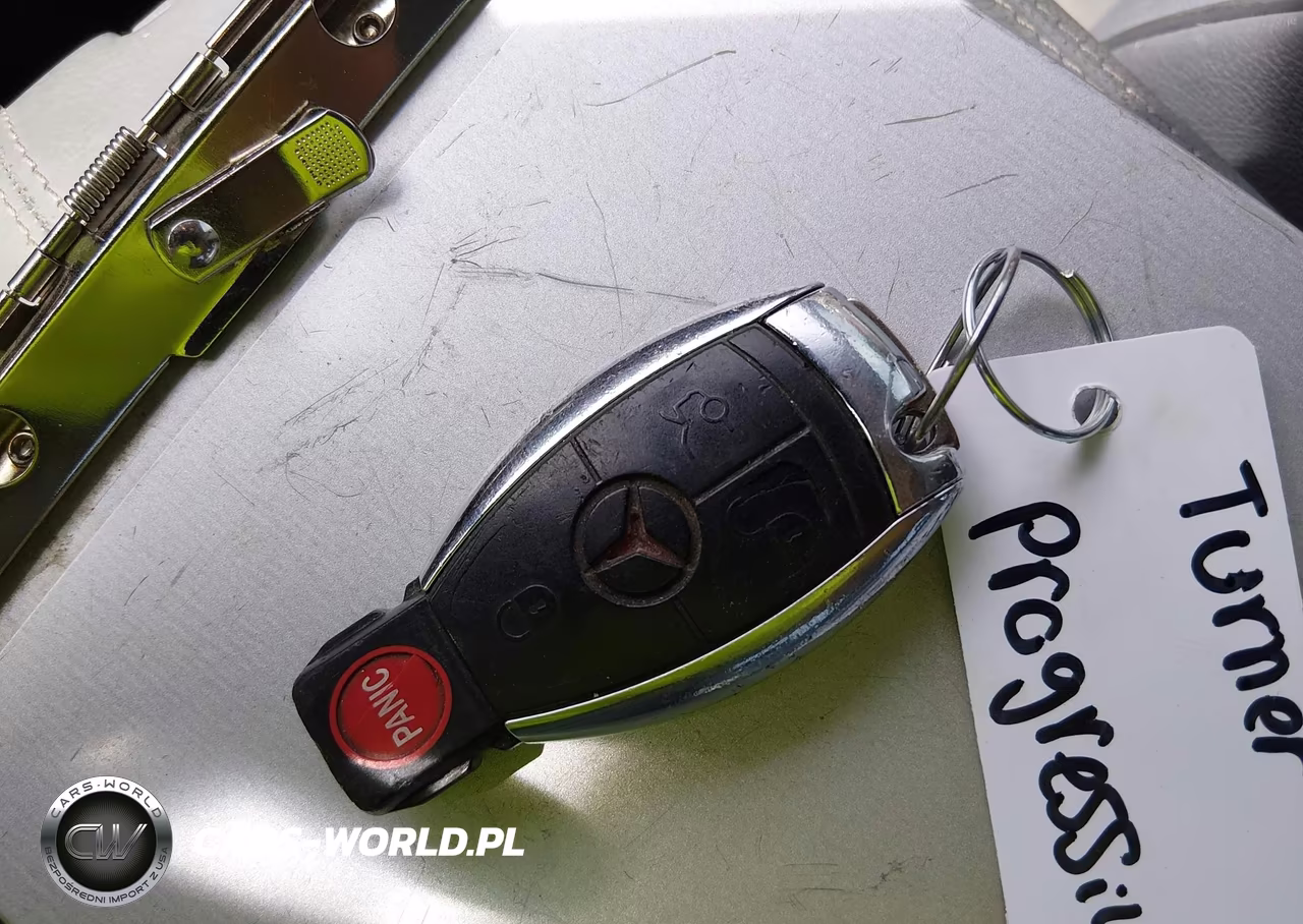 2001 Mercedes-Benz E 320 VIN:WDBJF65J01B184674 - 11