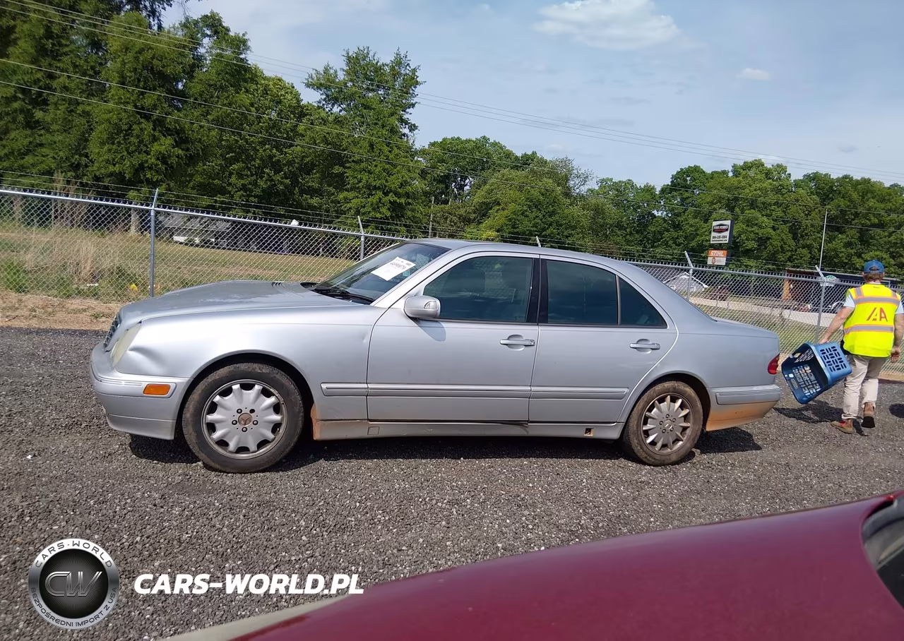 2001 Mercedes-Benz E 320 VIN:WDBJF65J01B184674 - 14