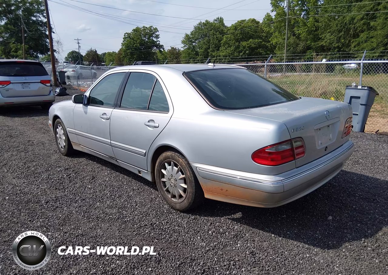 2001 Mercedes-Benz E 320 VIN:WDBJF65J01B184674 - 3