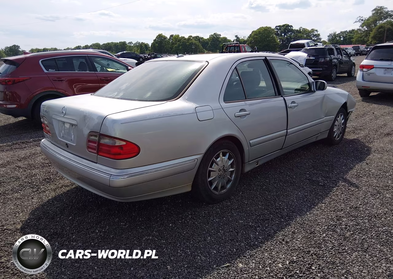 2001 Mercedes-Benz E 320 VIN:WDBJF65J01B184674 - 4