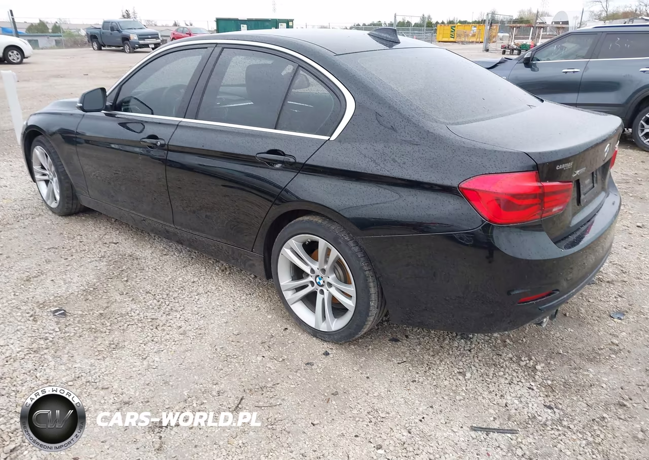 2018 BMW 330I xDrive VIN:WBA8D9C52JEB34936 - 3