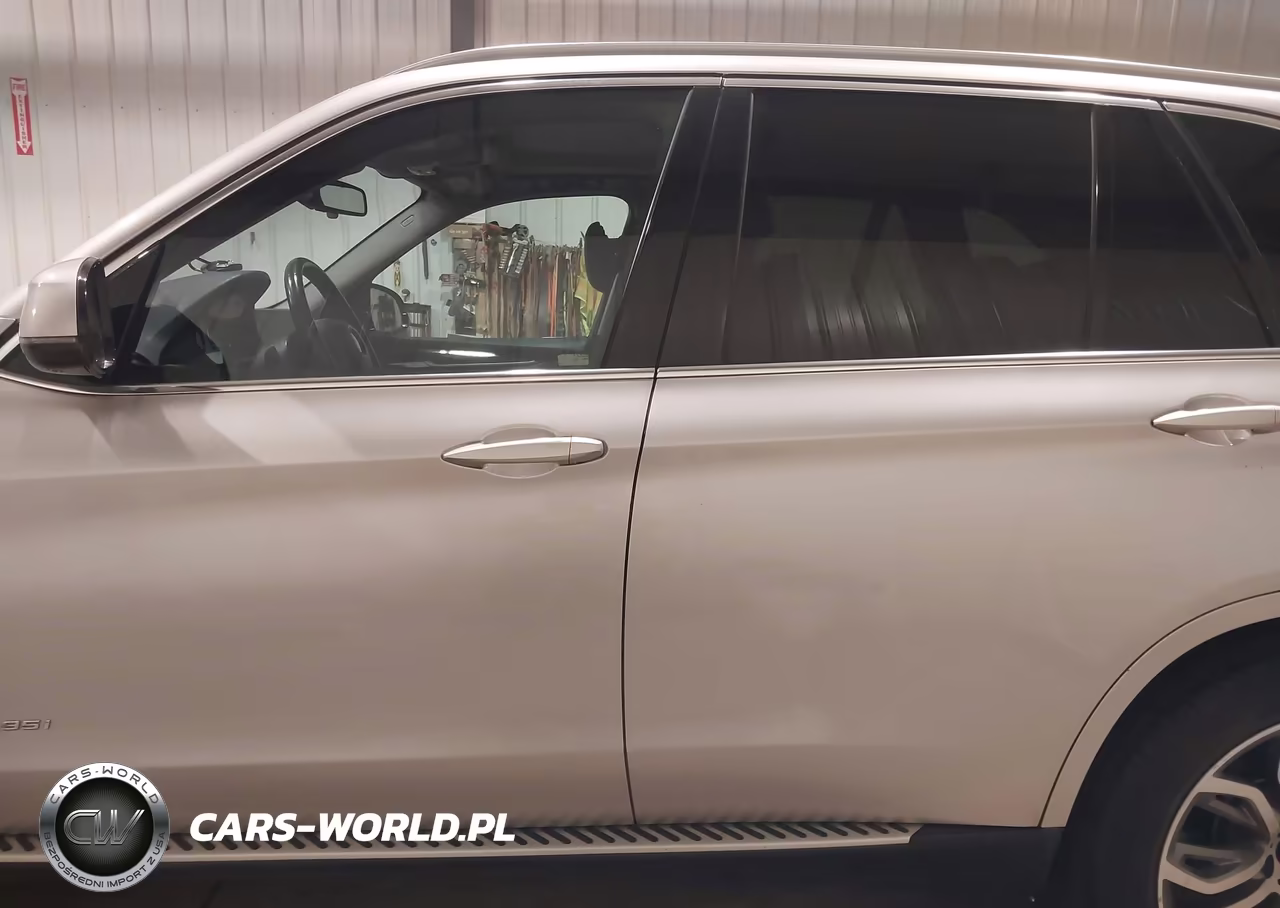 2015 BMW X5 xDrive35I VIN:5UXKR0C51F0K57990 - 14