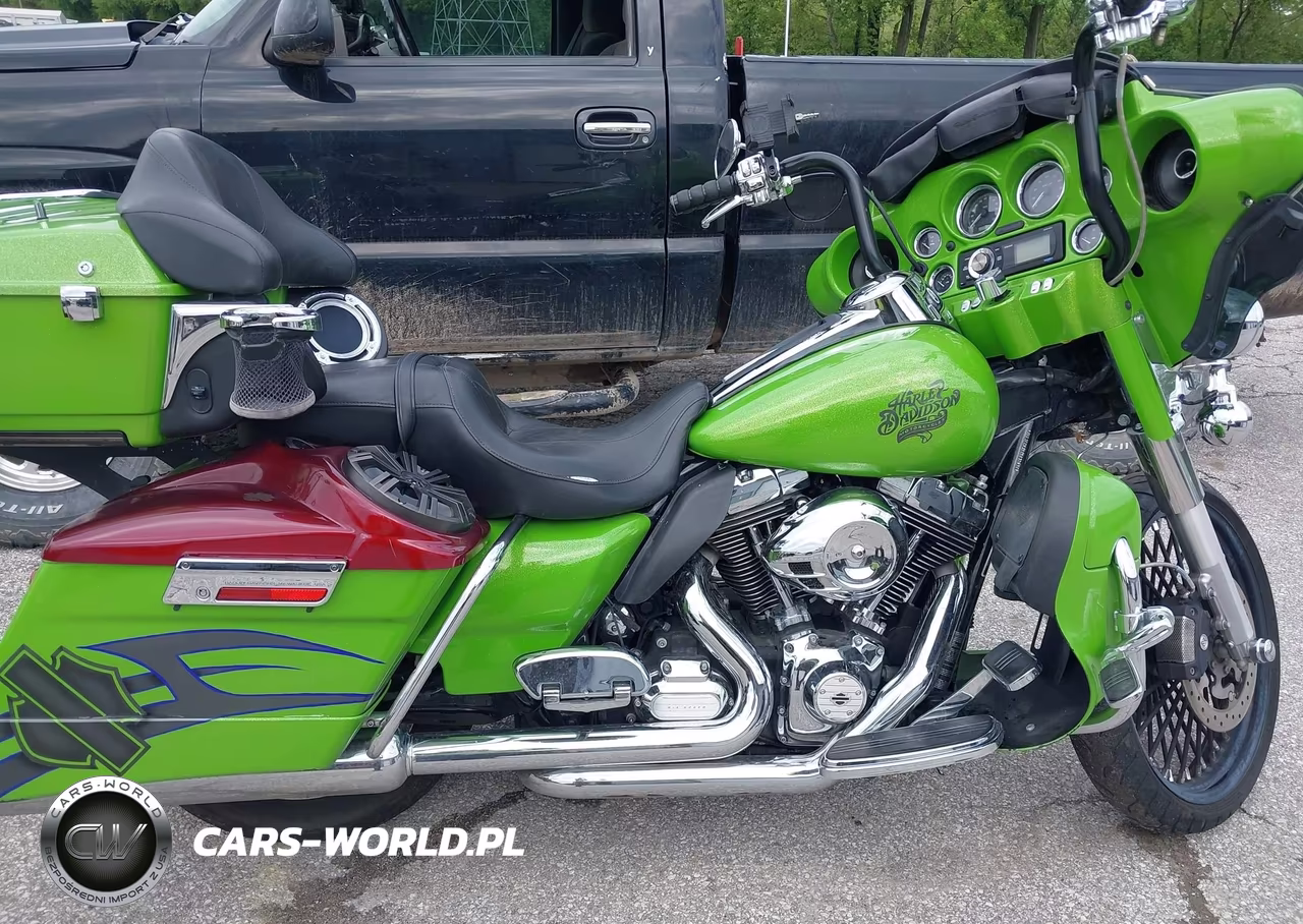 2012 Harley-Davidson Flhtcu Ultra Classic Electra Gld VIN:1HD1FCM12CB633596 - 12