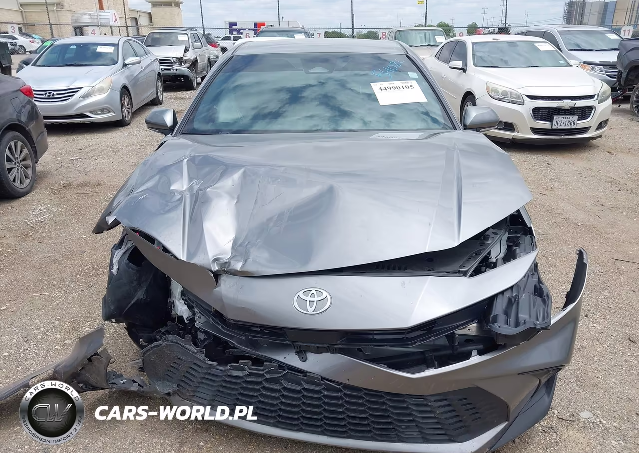 2025 Toyota Camry Se VIN:4T1DAACK9SU545901 - 12