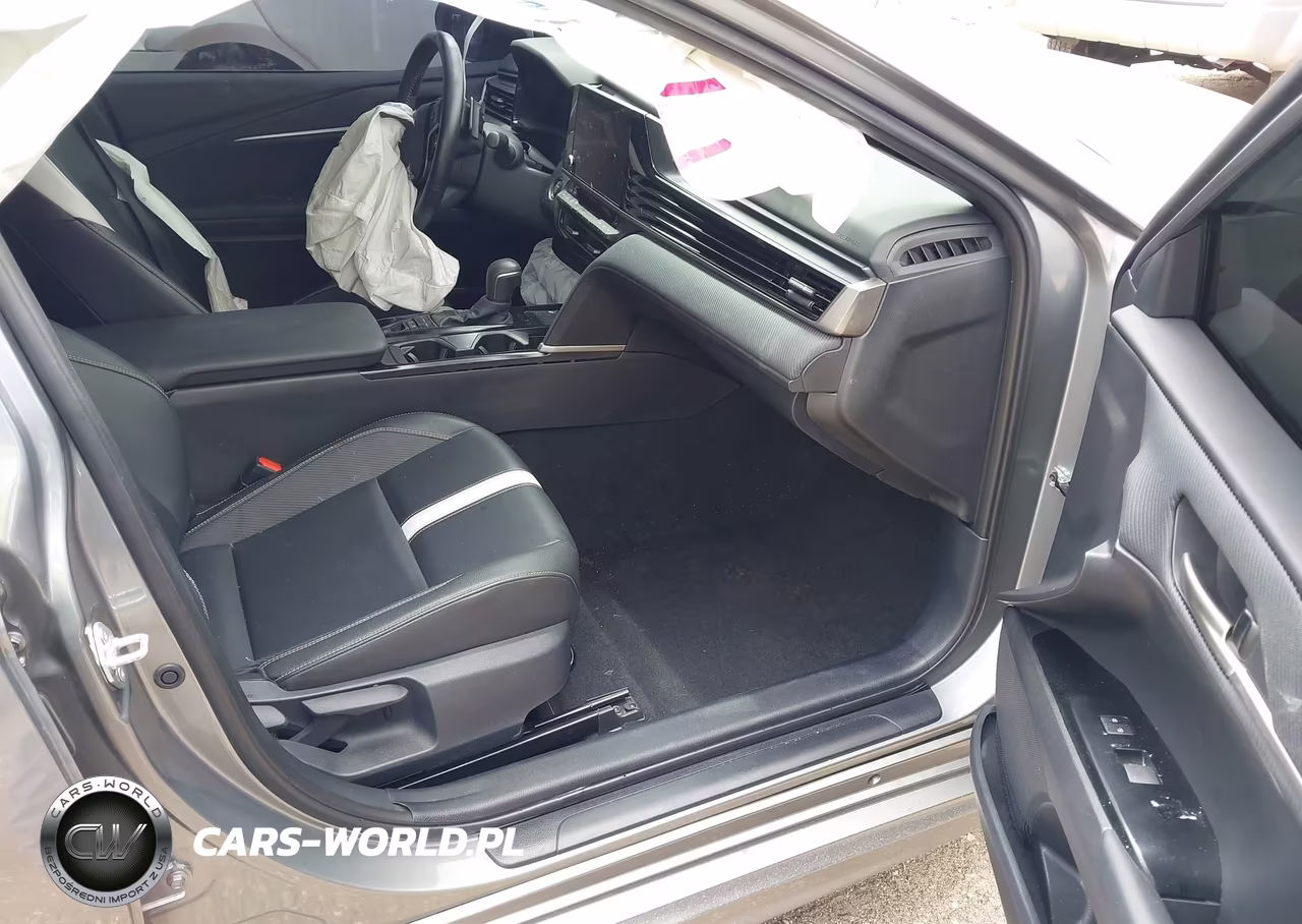 2025 Toyota Camry Se VIN:4T1DAACK9SU545901 - 5