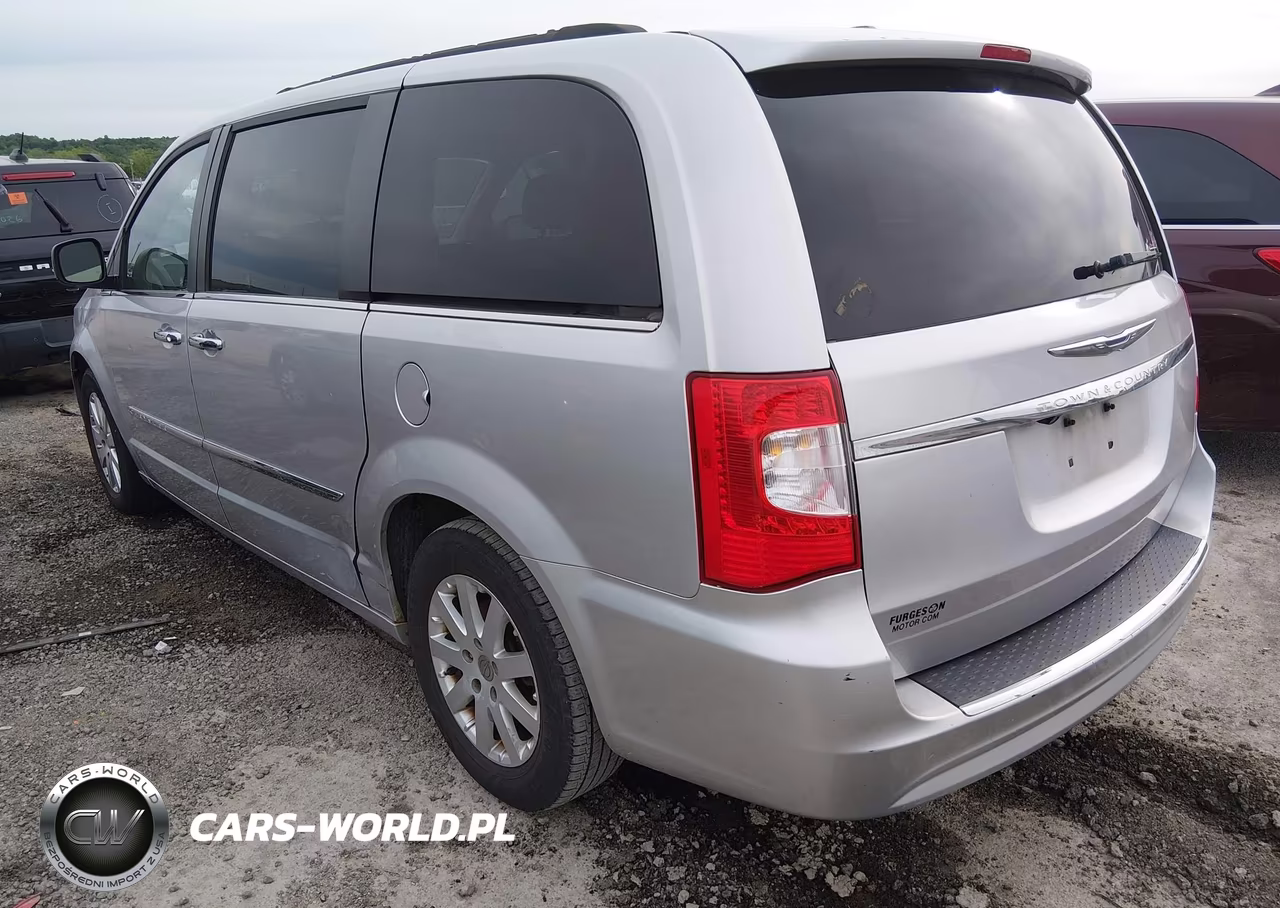 2011 Chrysler Town & Country Touring-L VIN:2A4RR8DG8BR615448 - 3