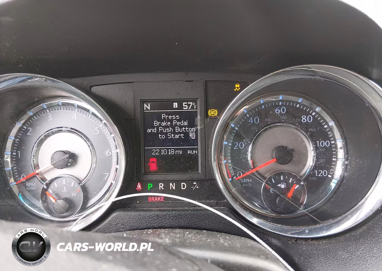 2011 Chrysler Town & Country Touring-L VIN:2A4RR8DG8BR615448 - 7