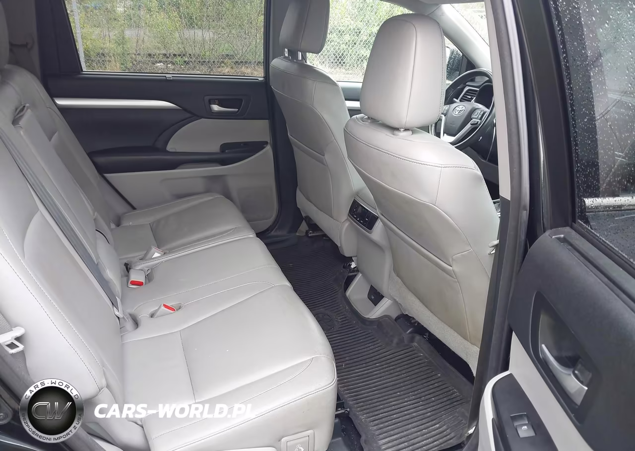 2017 Toyota Highlander Xle VIN:5TDJZRFH0HS407692 - 8