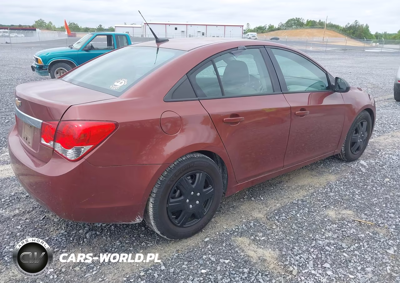 2013 Chevrolet Cruze Ls Auto VIN:1G1PA5SH8D7148592 - 4