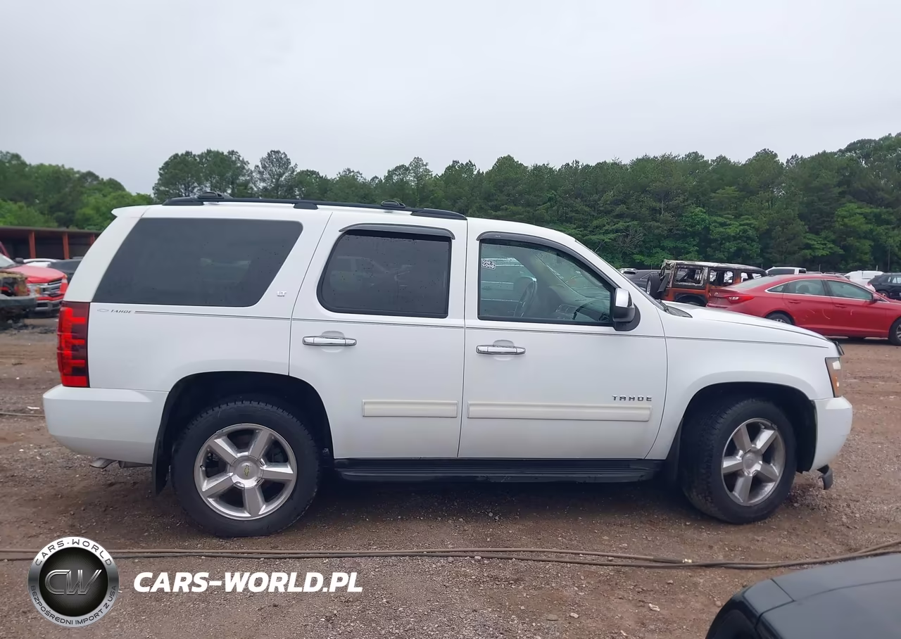 2011 Chevrolet Tahoe Lt VIN:1GNSCBE09BR240688 - 14