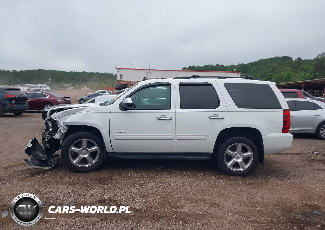 2011 Chevrolet Tahoe Lt VIN:1GNSCBE09BR240688 - 15