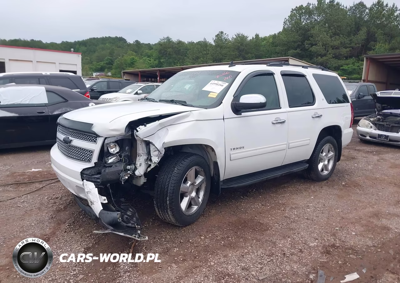 2011 Chevrolet Tahoe Lt VIN:1GNSCBE09BR240688 - 2