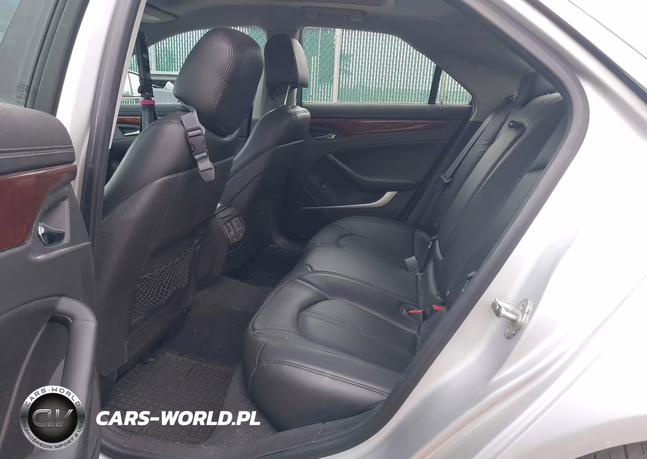 2010 Cadillac Cts Luxury VIN:1G6DH5EG4A0120417 - 8