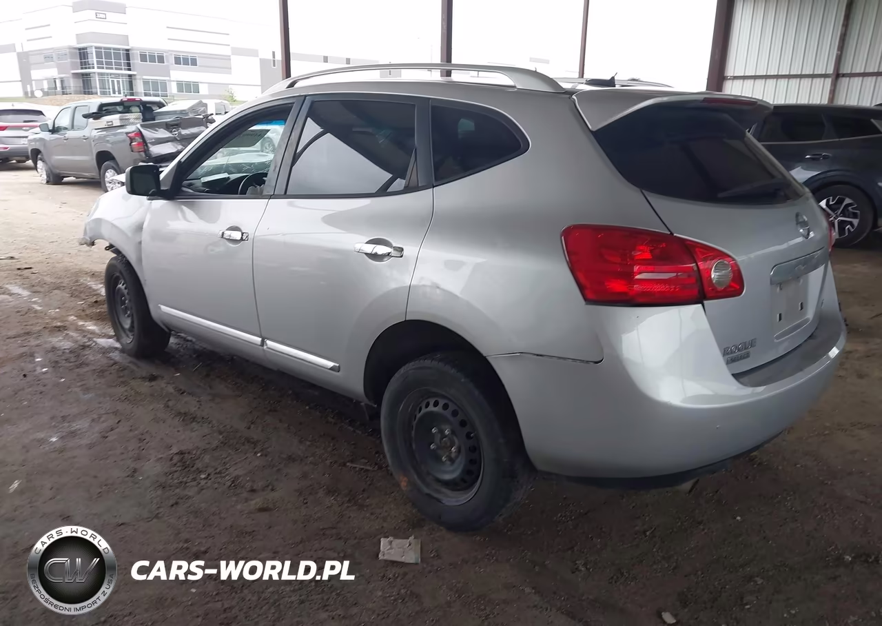 2015 Nissan Rogue Select S VIN:JN8AS5MV4FW759388 - 3