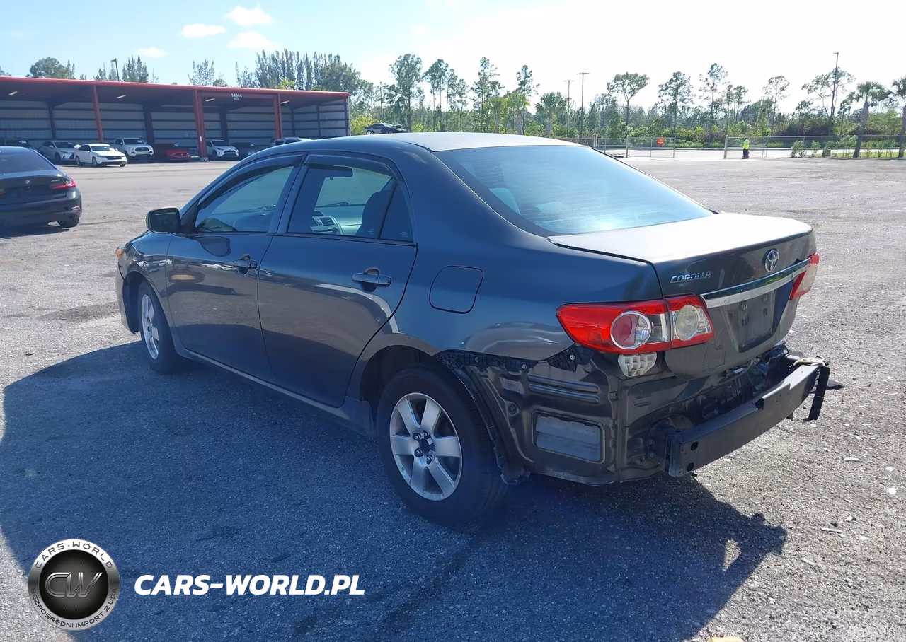 2013 Toyota Corolla L VIN:5YFBU4EE5DP155017 - 3