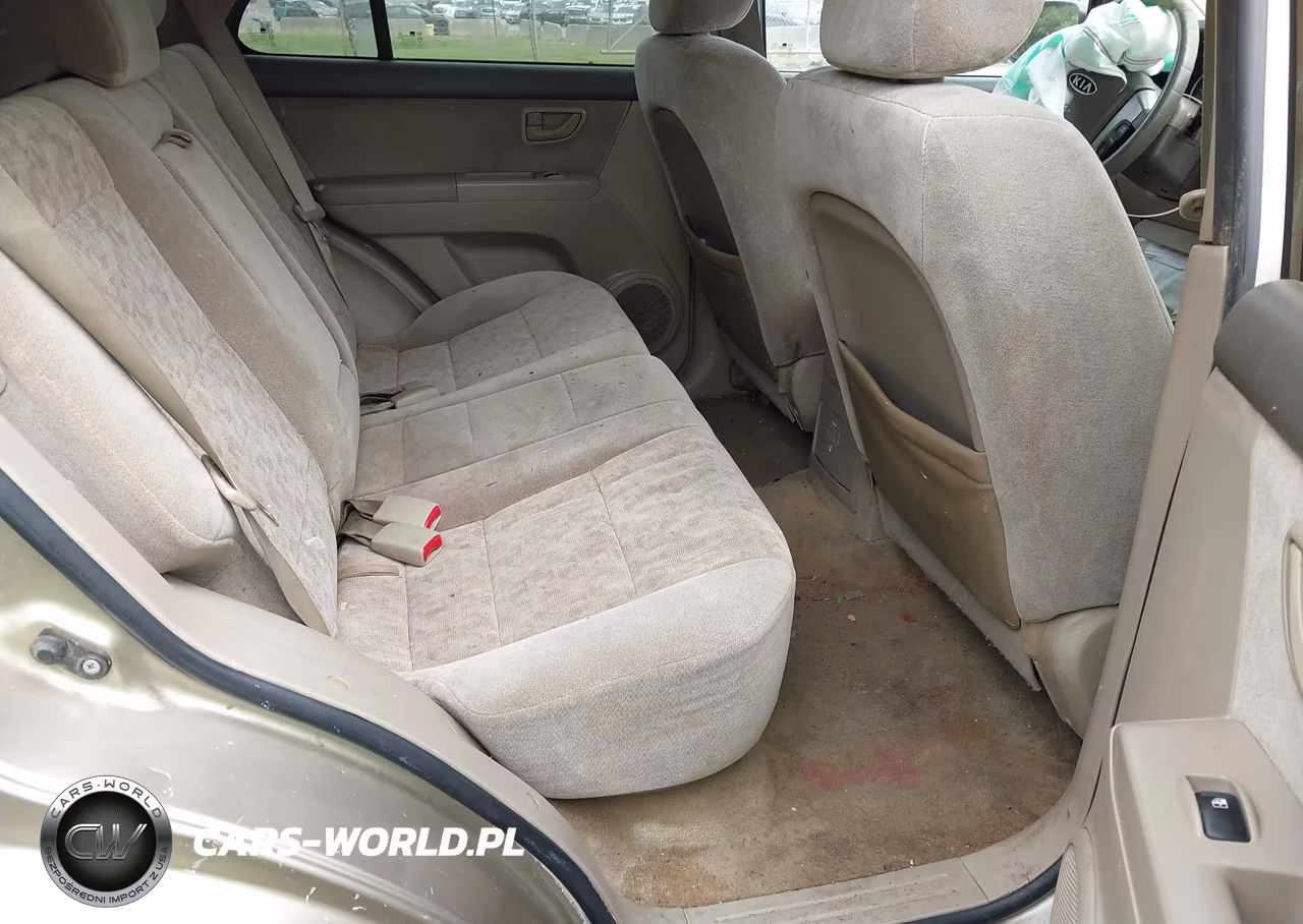 2008 Kia Sorento Base VIN:KNDJD735985769345 - 8