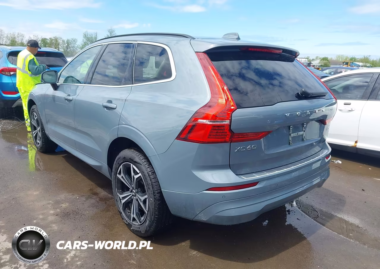 2022 Volvo Xc60 B5 Momentum VIN:YV4L12RK2N1083746 - 3
