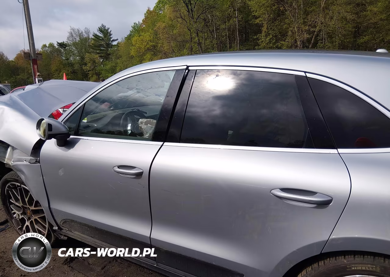 2019 Porsche Macan S VIN:WP1AB2A51KLB32902 - 14