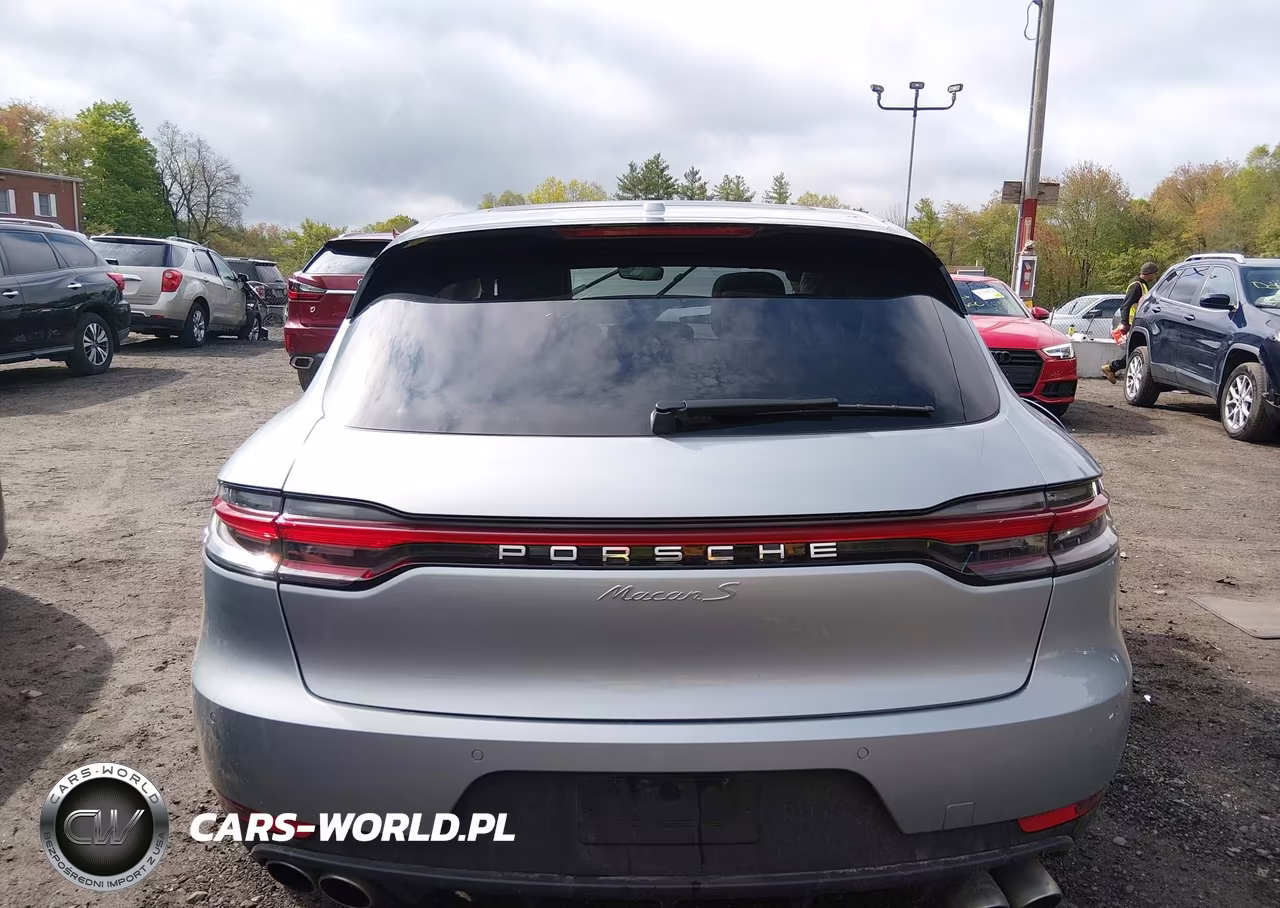 2019 Porsche Macan S VIN:WP1AB2A51KLB32902 - 16