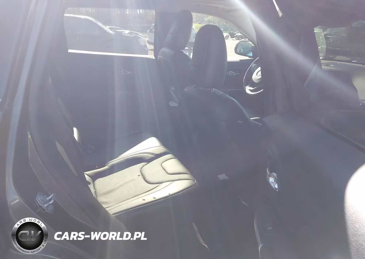 2019 Jeep Cherokee Limited 4X4 VIN:1C4PJMDX3KD390453 - 8
