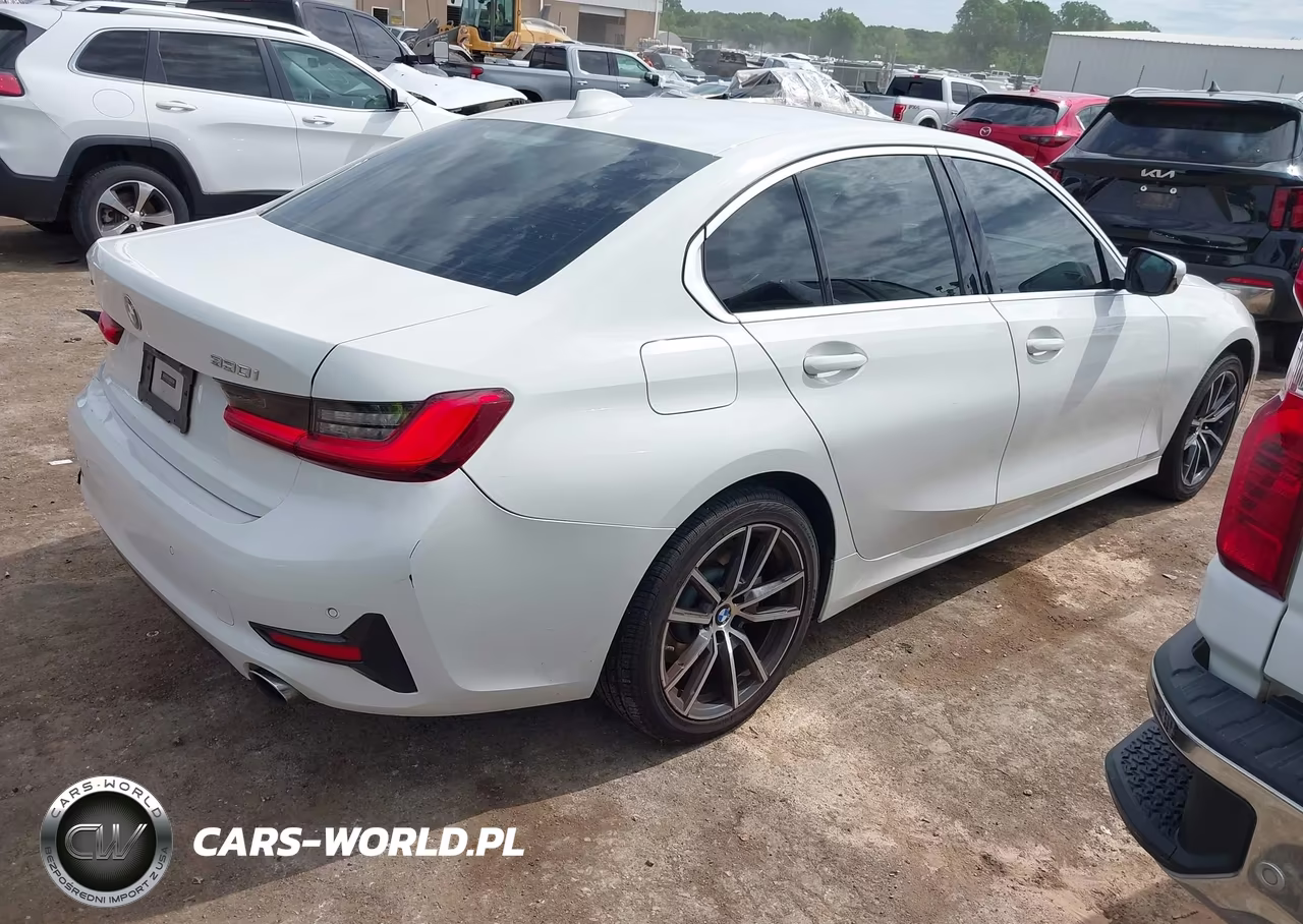 2020 BMW 330I xDrive VIN:3MW5R7J08L8B06416 - 4