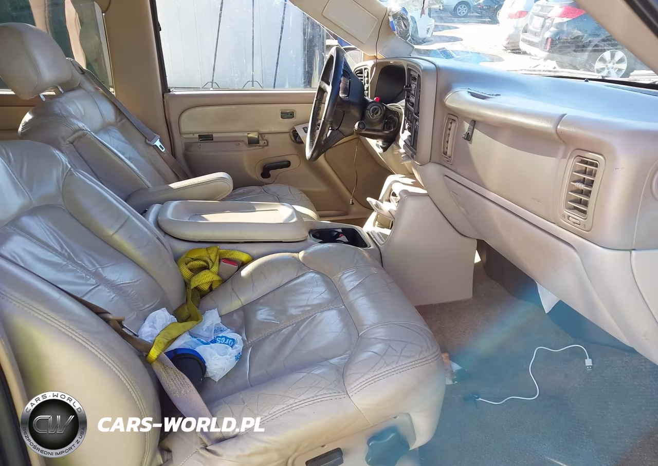 2001 Chevrolet Suburban Ls VIN:3GNFK16T81G261103 - 5