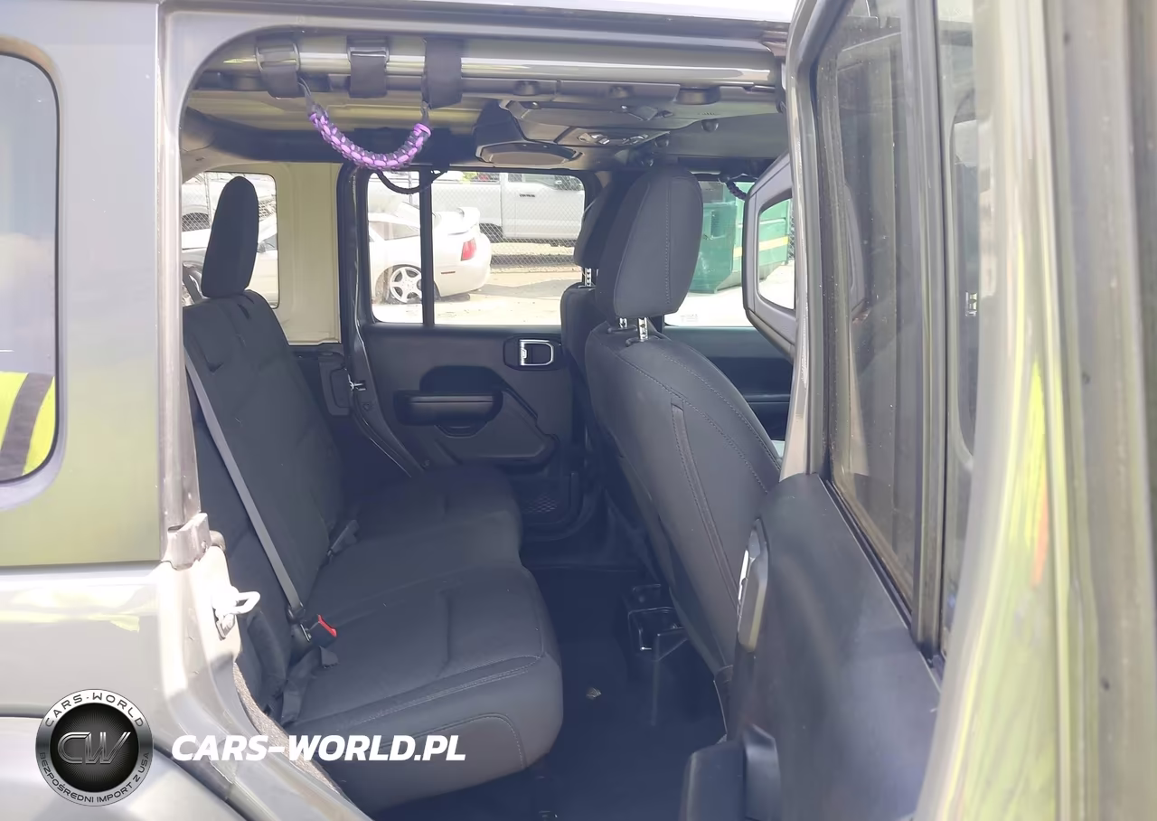 2021 Jeep Wrangler Unlimited Sport S 4X4 VIN:1C4HJXDGXMW522671 - 8