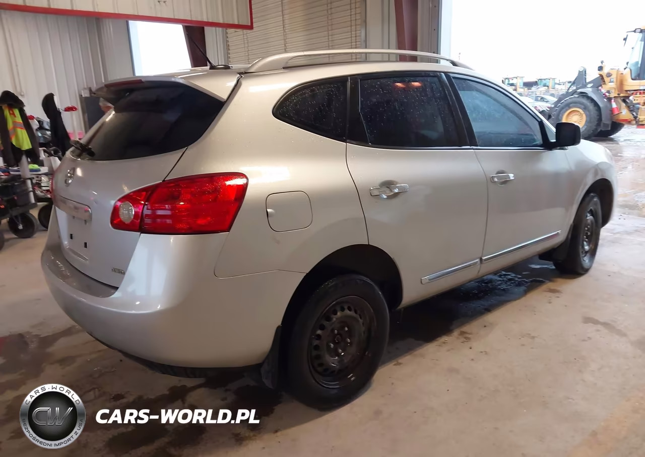 2015 Nissan Rogue Select S VIN:JN8AS5MV0FW751983 - 4