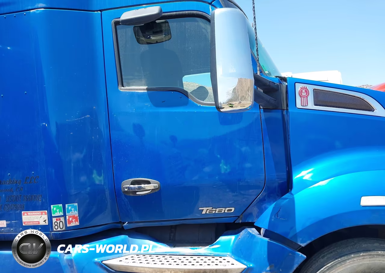 2016 Kenworth Construction T680 VIN:1XKYD49X5GJ479698 - 17