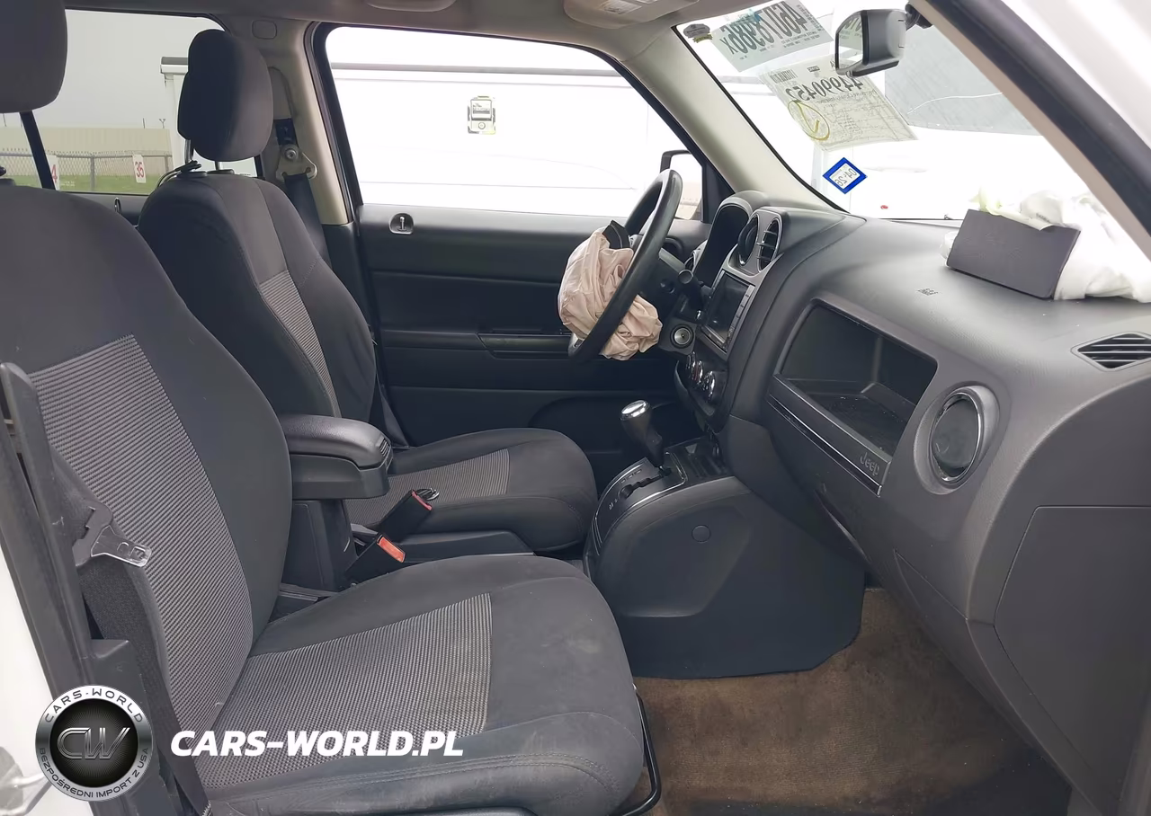 2017 Jeep Patriot Sport Fwd VIN:1C4NJPBAXHD136691 - 5