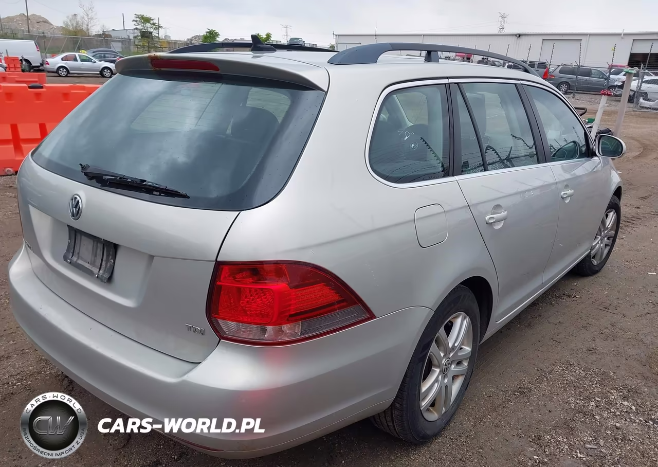 2011 Volkswagen Jetta Sportwagen 2.0L Tdi VIN:3VWPL7AJ2BM634946 - 4