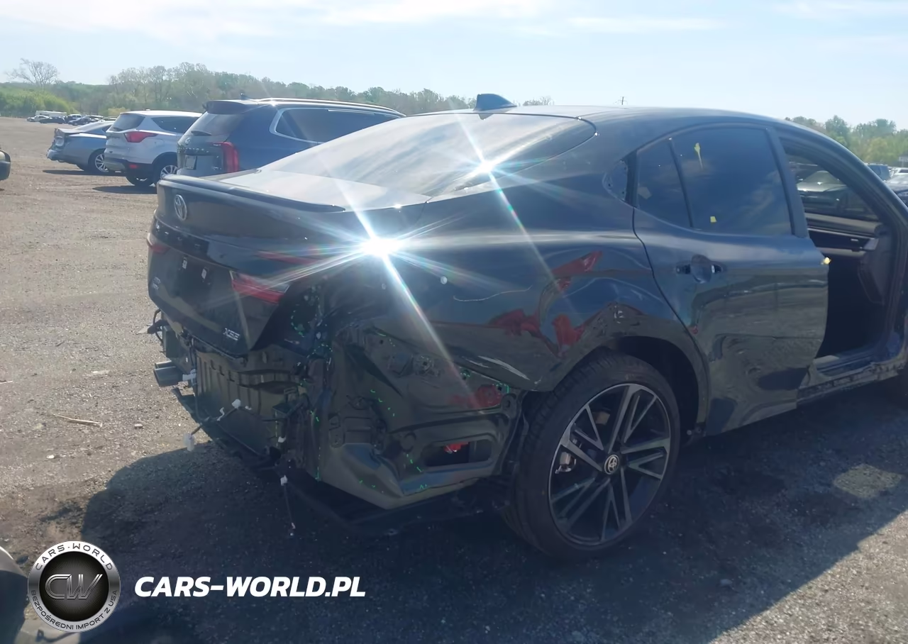2026 Toyota Camry Xse VIN:4T1DBADK9TU047971 - 6