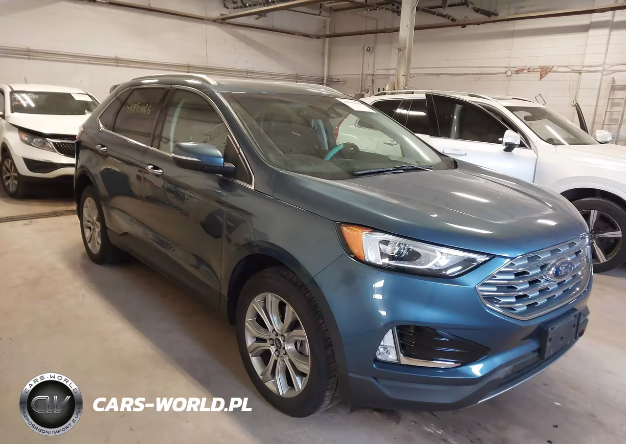 2019 Ford Edge Titanium