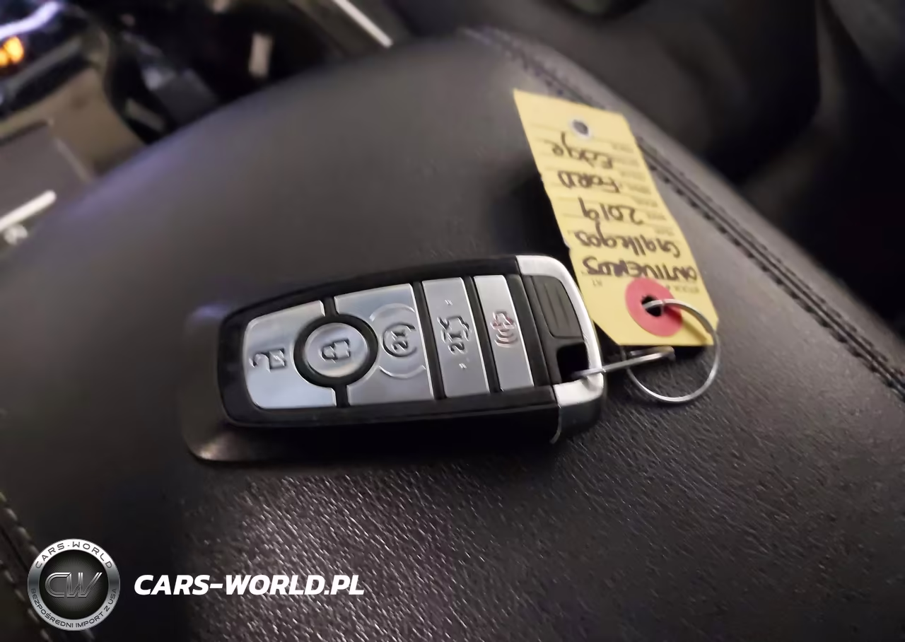 2019 Ford Edge Titanium VIN:2FMPK4K9XKBB32501 - 11